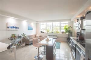 801 Brickell Bay Dr 363, Miami