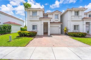11462 Nw 69th Ter Doral, FL 33178 - MLS#A12004215