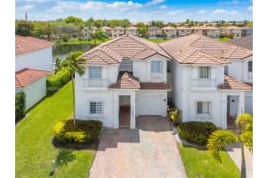 11462 Nw 69th Ter Doral, FL 33178 - MLS#A12004215