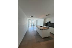 68 Se 6th St 2506, Miami