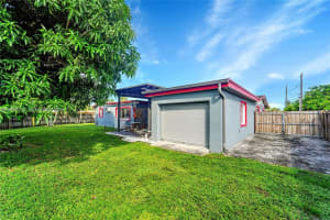 8370 NW 185th St, Hialeah, FL 33015, - MLS#A12004219