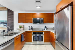 3250 Ne 1st Ave 913, Miami