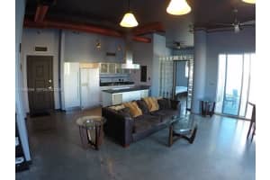 10 Sw South River Dr 611, Miami