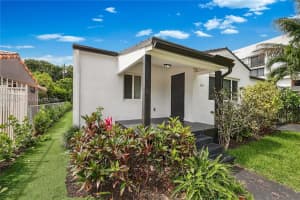 2612 Sw 12th St, Miami