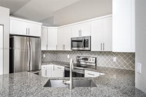 1524 Canary Island Dr, Weston, FL 33327, - MLS#A12004278