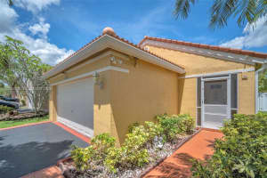 1600 Salerno Cir, Weston, FL 33327, - MLS#A12004282