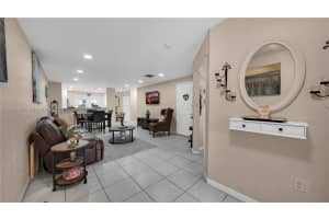 120 E 5th St UNIT 2, Hialeah, FL 33010, - MLS#A12004291