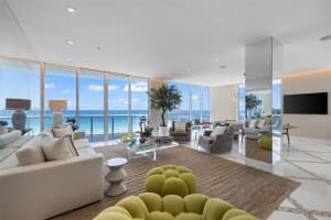 50 South Pointe Dr, Miami Beach, FL 33139, - MLS#A12004297