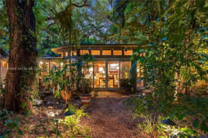 3584 Saint Gaudens Rd, Miami