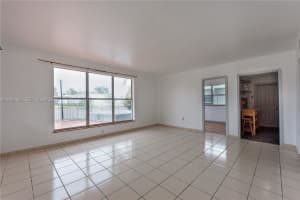 1255 Marseille Dr #25, Miami Beach, FL 33141, - MLS#A12004321