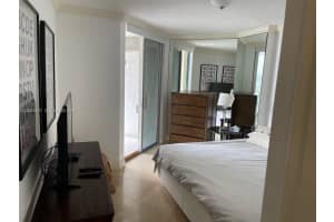 5555 Collins Ave APT 7Z, Miami Beach, FL 33140, - MLS#A12004337