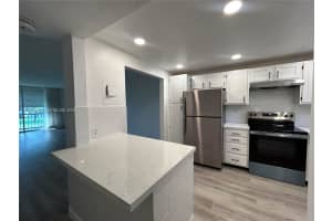 8962 S Hollybrook Blvd APT 202, Pembroke Pines, FL 33025, - MLS#A12004340
