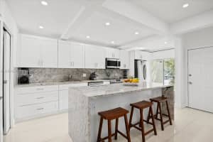 19220 NE 25th Ave APT 274B, Miami, FL 33180, - MLS#A12004354