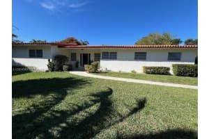 2500 SW 58th Ave, Miami, FL 33155, - MLS#A12004361