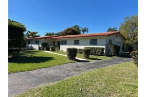 2500 SW 58th Ave, Miami, FL 33155, - MLS#A12004361