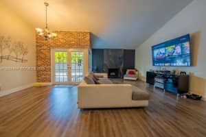 5501 Sw 147th Pl Miami, FL 33185 - MLS#A12004364