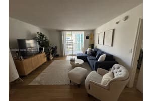 1200 Brickell Bay Dr APT 1918, Miami, FL 33131, - MLS#A12004392