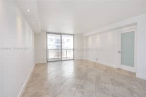 6039 Collins Ave APT 1415, Miami Beach, FL 33140, - MLS#A12004401
