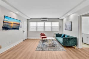 10000 E Bay Harbor Dr #12, Bay Harbor Islands, FL 33154, - MLS#A12004417