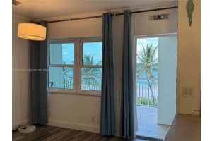 901 S Surf Rd 407, Hollywood