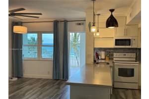 901 S Surf Rd APT 407, Hollywood, FL 33019, - MLS#A12004432