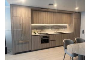 77 SE 5th St #312, Miami, FL 33131, - MLS#A12004447