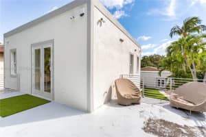 152 SW 20th Rd, Miami, FL 33129, - MLS#A12004456
