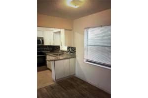 2415 Lincoln St APT 305, Hollywood, FL 33020, - MLS#A12004464