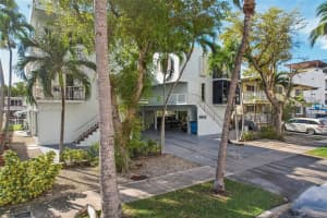 3862 NE 171 St, North Miami Beach, FL 33160, - MLS#A12004480