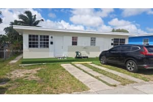 2457 NW 35th St b, Miami, FL 33142, - MLS#A12004518