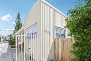 7975 Crespi Blvd, Miami Beach, FL 33141, - MLS#A12004521