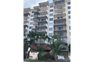 4174 Inverrary Dr 914, Lauderhill