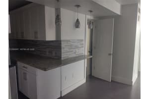 6969 Collins Ave APT 402, Miami Beach, FL 33141, - MLS#A12004597