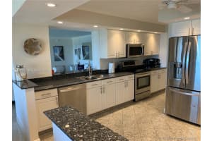 4900 N Ocean Blvd APT 1010, Lauderdale-By-The-Sea, FL 33308, - MLS#A12004615