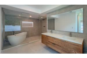 1690 Daytonia Rd, Miami Beach, FL 33141, - MLS#A12004638