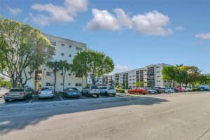 220 SW 9th Ave APT 501, Hallandale Beach, FL 33009, - MLS#A12004640
