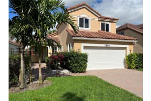 2806 Oak Grove Rd, Davie, FL 33328, - MLS#A12004655