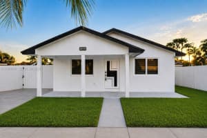 22722 SW 114th Pl, Miami, FL 33170, - MLS#A12004660