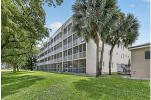 9470 Tangerine Pl APT 105, Davie, FL 33324, - MLS#A12004675