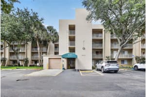 9470 Tangerine Pl APT 105, Davie, FL 33324, - MLS#A12004675
