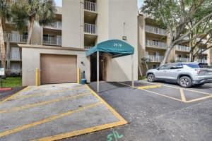 9470 Tangerine Pl APT 105, Davie, FL 33324, - MLS#A12004675