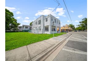 500 SW 8th St, Miami, FL 33130, - MLS#A12004679