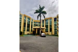 11790 Sw 18th St 416-3, Miami