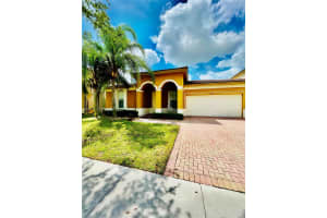 4006 NE 20th St, Homestead, FL 33033, - MLS#A12004707