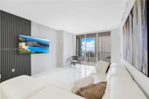 1300 Brickell Bay Dr APT 706, Miami, FL 33131, - MLS#A12004710