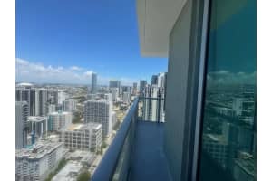 79 Sw 12th St 2403-s, Miami