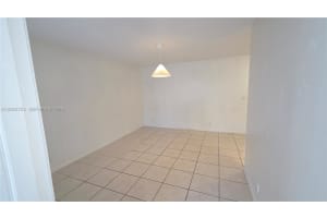 1300 N 17th Ave APT 202, Hollywood, FL 33020, - MLS#A12004753