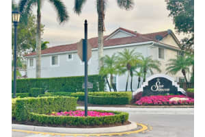 3624 San Simeon Cr, Weston