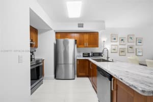 9499 Collins Ave APT 207, Surfside, FL 33154, - MLS#A12004777