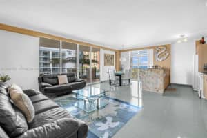 17555 Atlantic Blvd APT 707, Sunny Isles Beach, FL 33160, - MLS#A12004782